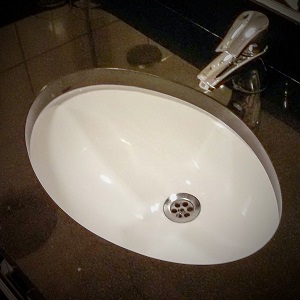 Lavabo bajo encimera